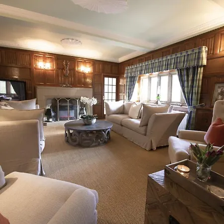 Roundhill Estate Ferienhaus