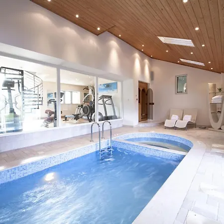 Ferienhaus Roundhill Estate *