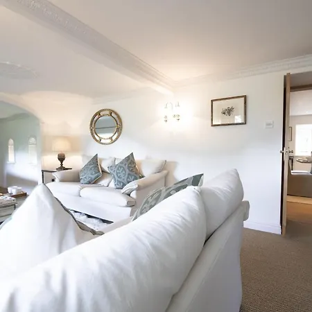 Ferienhaus Roundhill Estate *